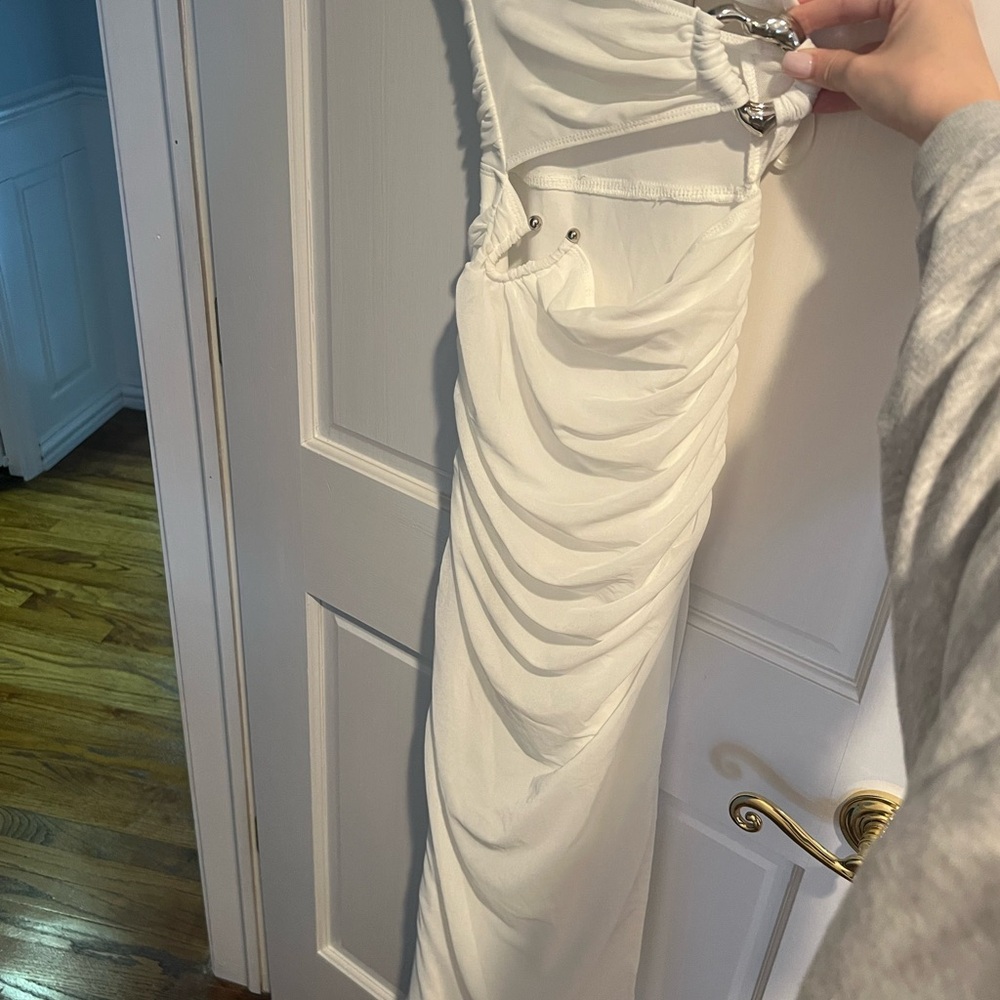 Chic White Cut-Out Dress